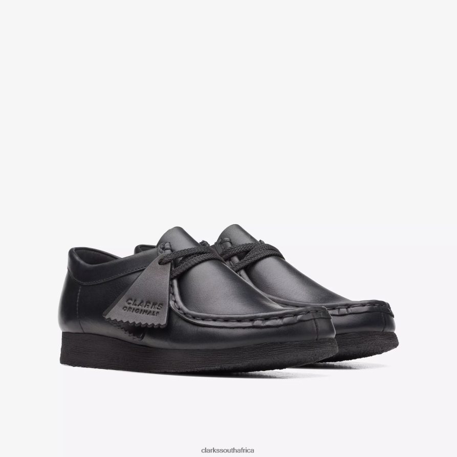 2Z8V2H1010 Wallabee Older Clarks Black Leather