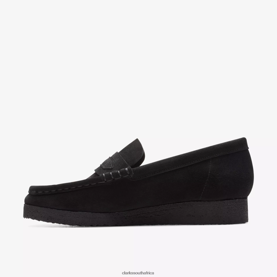 2Z8V2H239 Wallabee Loafer Clarks Black Suede