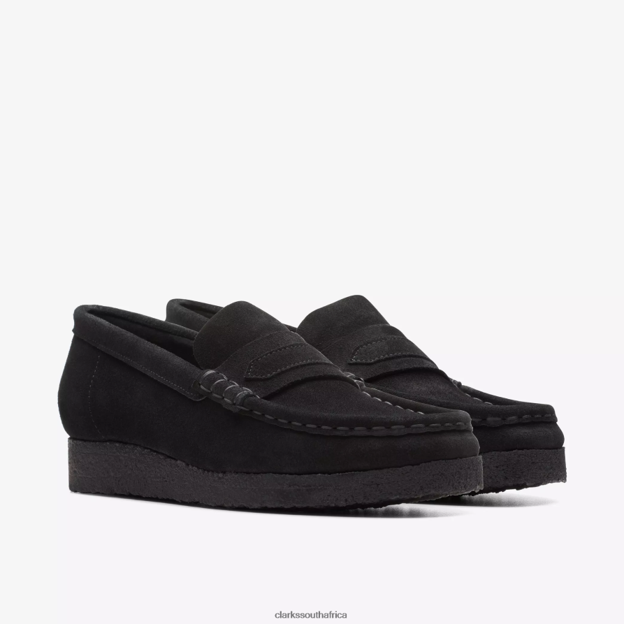 2Z8V2H239 Wallabee Loafer Clarks Black Suede