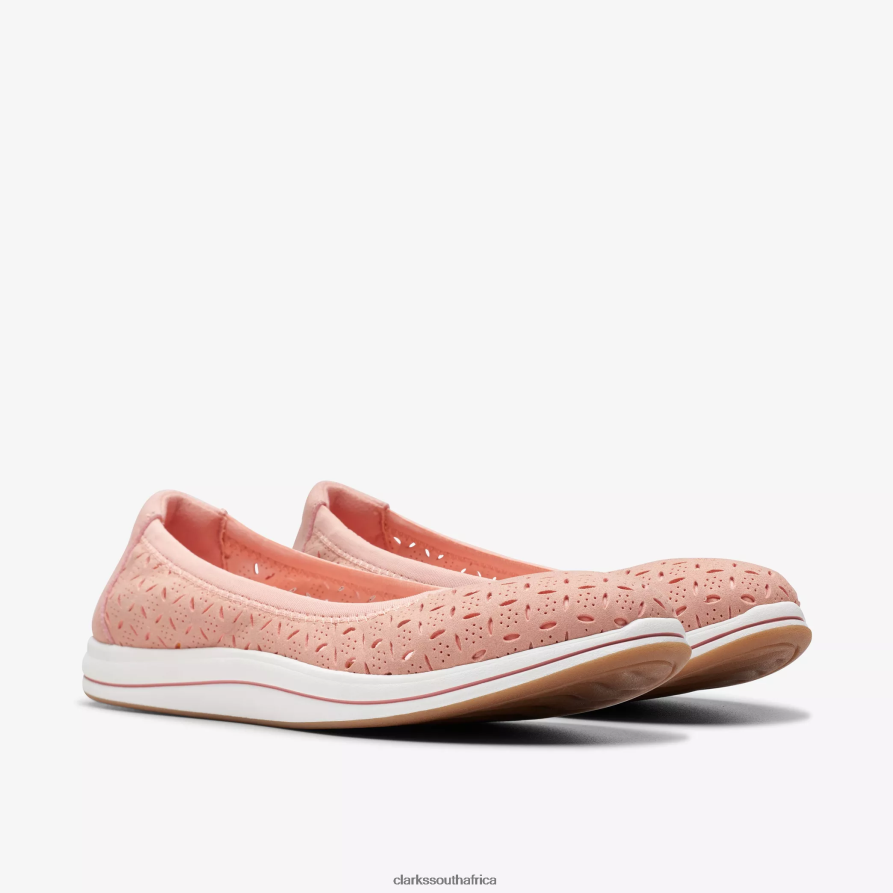 2Z8V2H263 Breeze Roam Clarks Peach