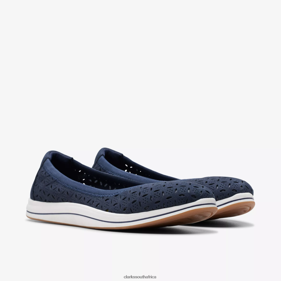 2Z8V2H266 Breeze Roam Clarks Navy