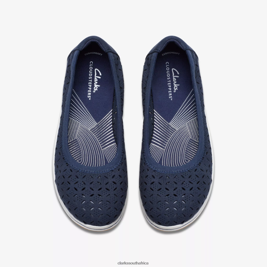 2Z8V2H266 Breeze Roam Clarks Navy