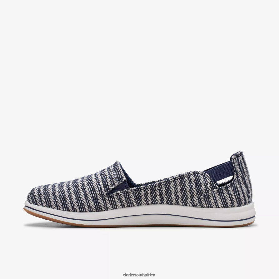 2Z8V2H272 Breeze Step II Clarks Navy