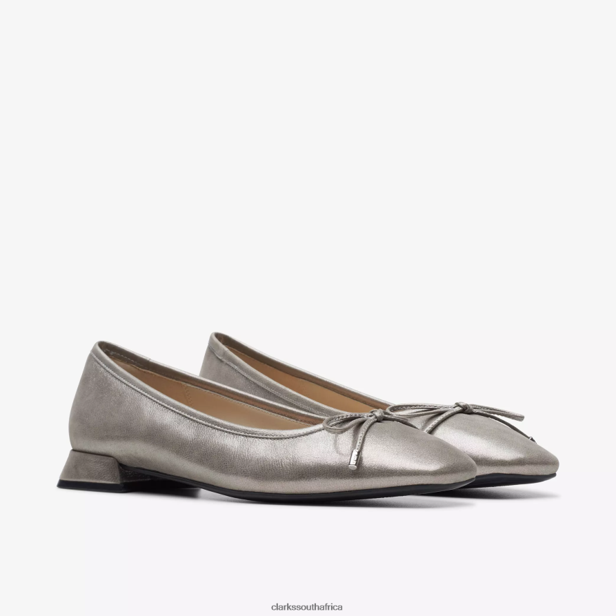 2Z8V2H303 Ubree 15 Step Clarks Metallic Leather