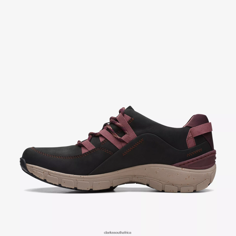 2Z8V2H370 Wave Range Clarks Black Combination