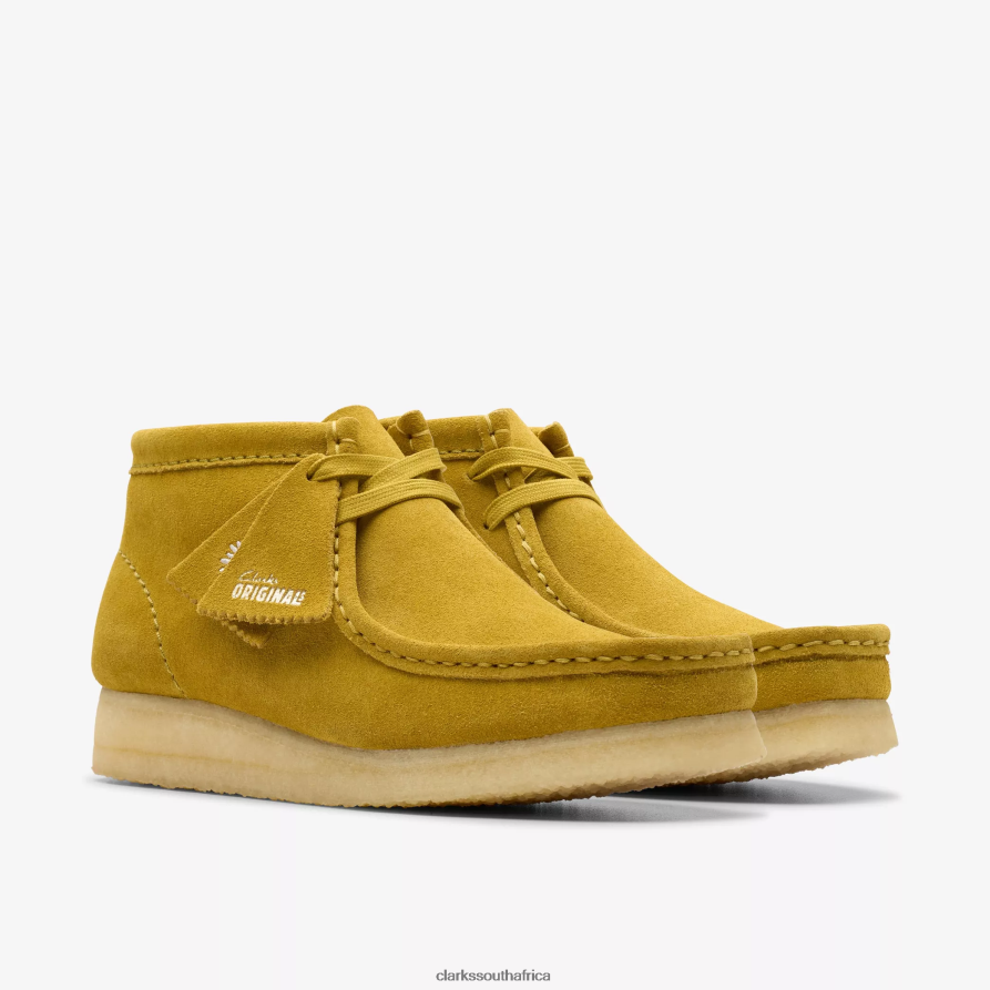 2Z8V2H379 Wallabee Boot Clarks Olive Suede