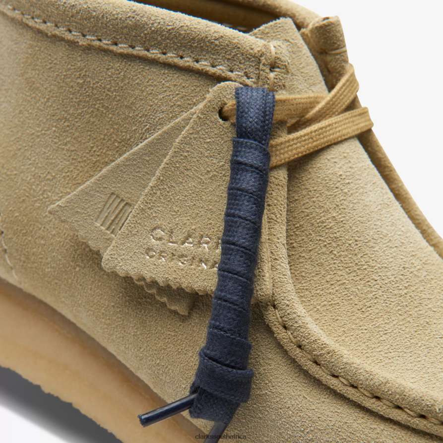 2Z8V2H380 Wallabee Boot Clarks Maple Suede