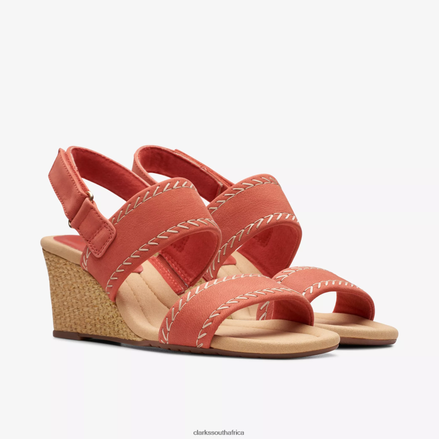 2Z8V2H41 Kyarra Rose Clarks Blush Nubuck