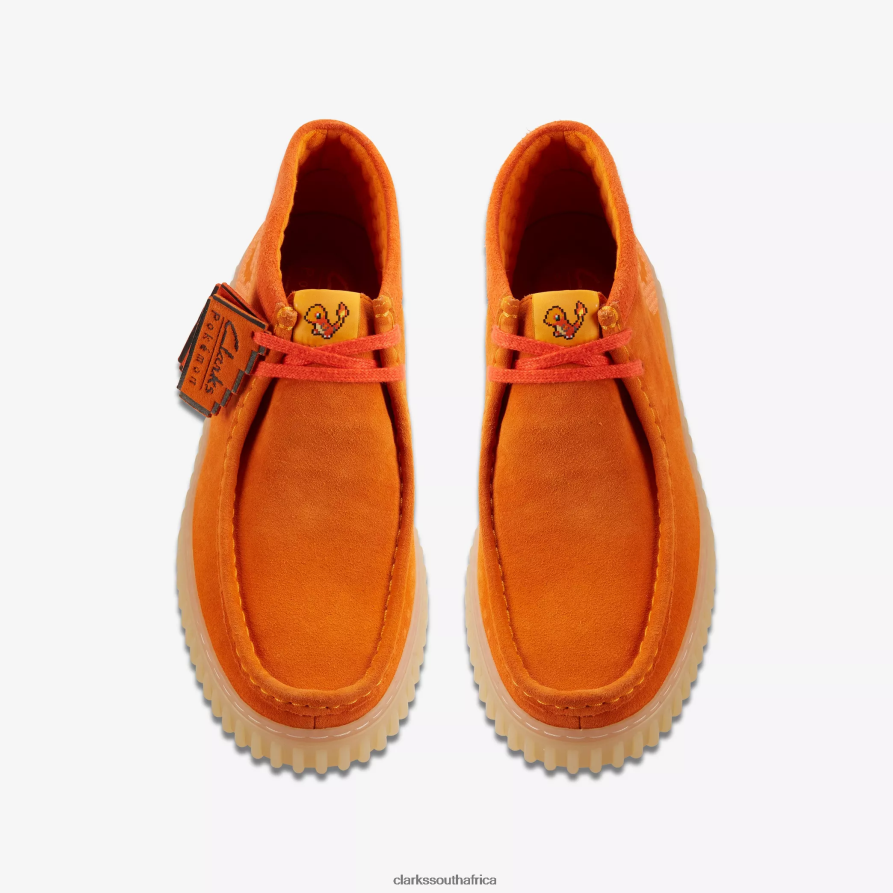 2Z8V2H425 Torhill Explore x Pok¨¦mon Clarks Orange Suede