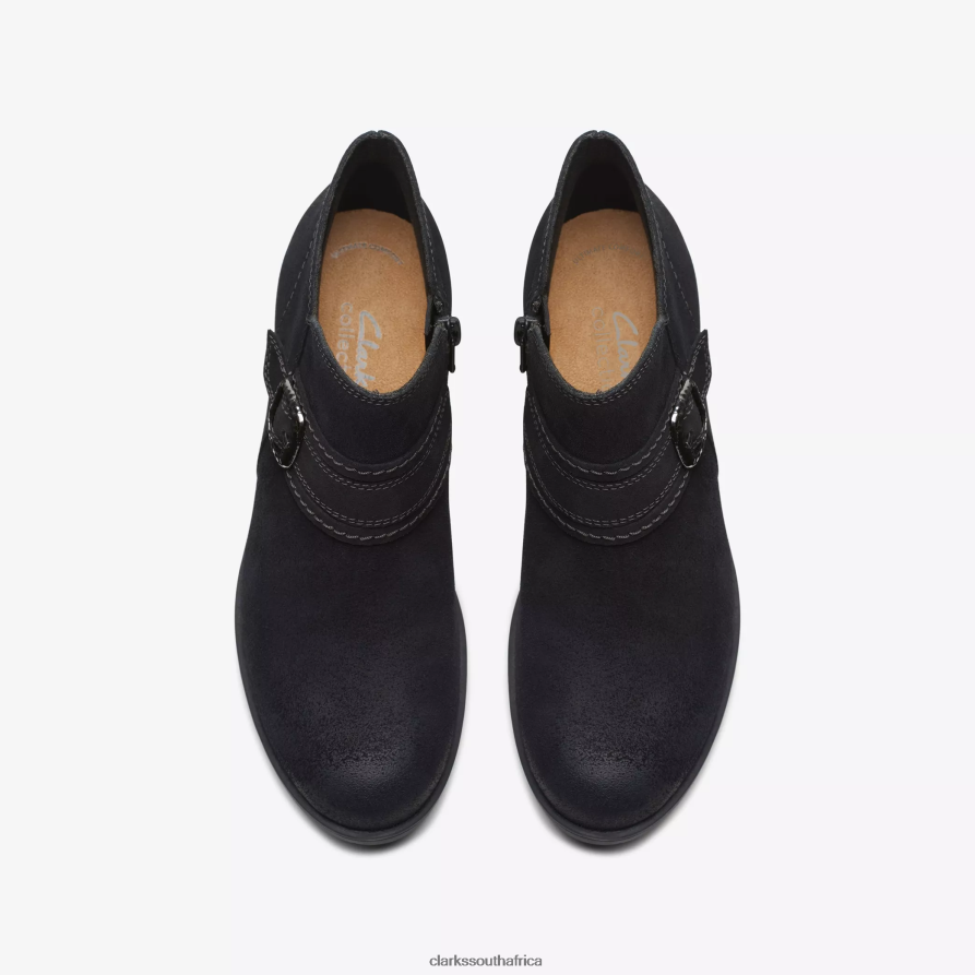 2Z8V2H463 Charlten Bay Clarks Black Suede