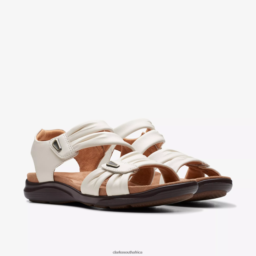 2Z8V2H51 Kitly Ave Clarks Off White Leather