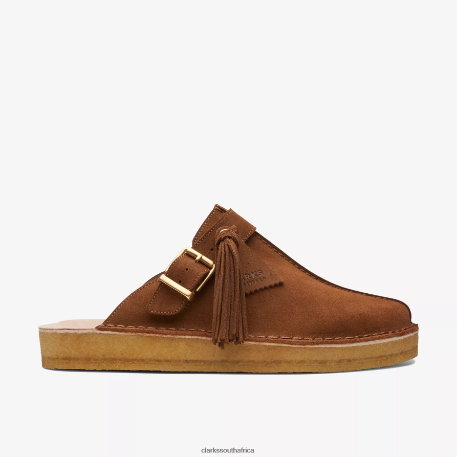 2Z8V2H585 Trek Mule Clarks Caramel Suede