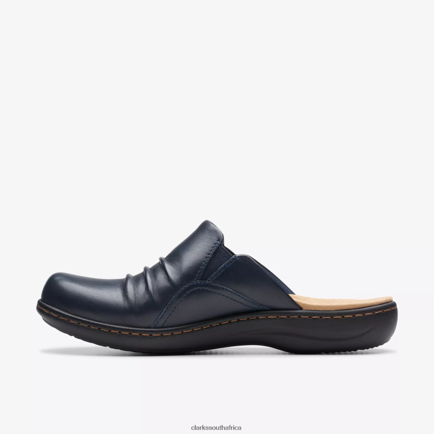 2Z8V2H596 Laurieann Bay Clarks Navy Leather