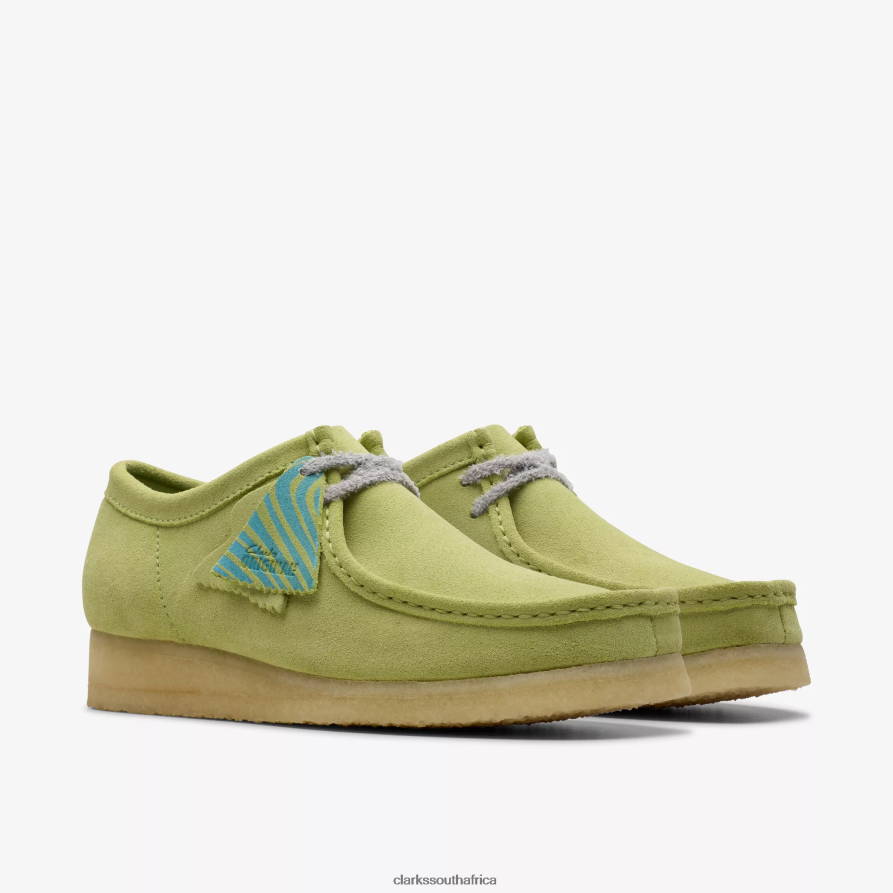 2Z8V2H672 Wallabee Pale Lime Suede Clarks undefined