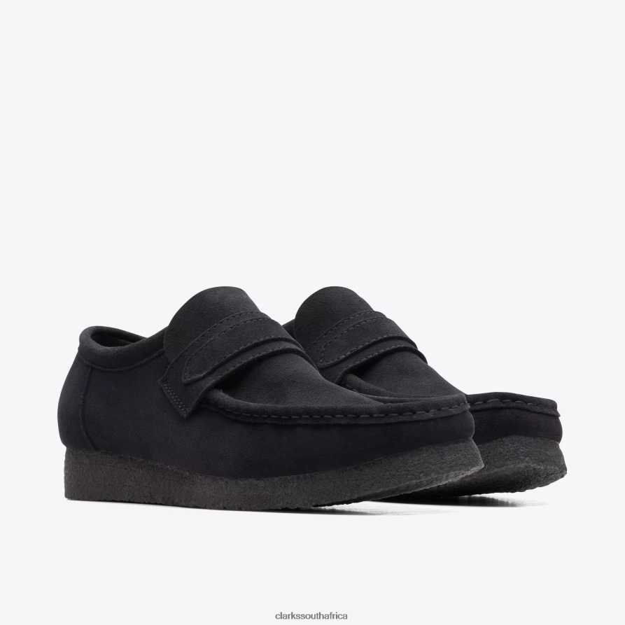 2Z8V2H686 Wallabee Loafer Clarks Black Suede