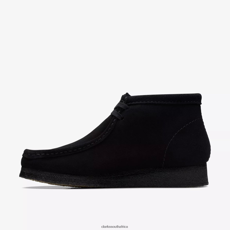 2Z8V2H693 Wallabee Boot Clarks Black Suede