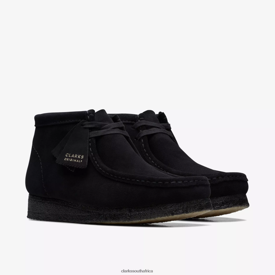 2Z8V2H693 Wallabee Boot Clarks Black Suede