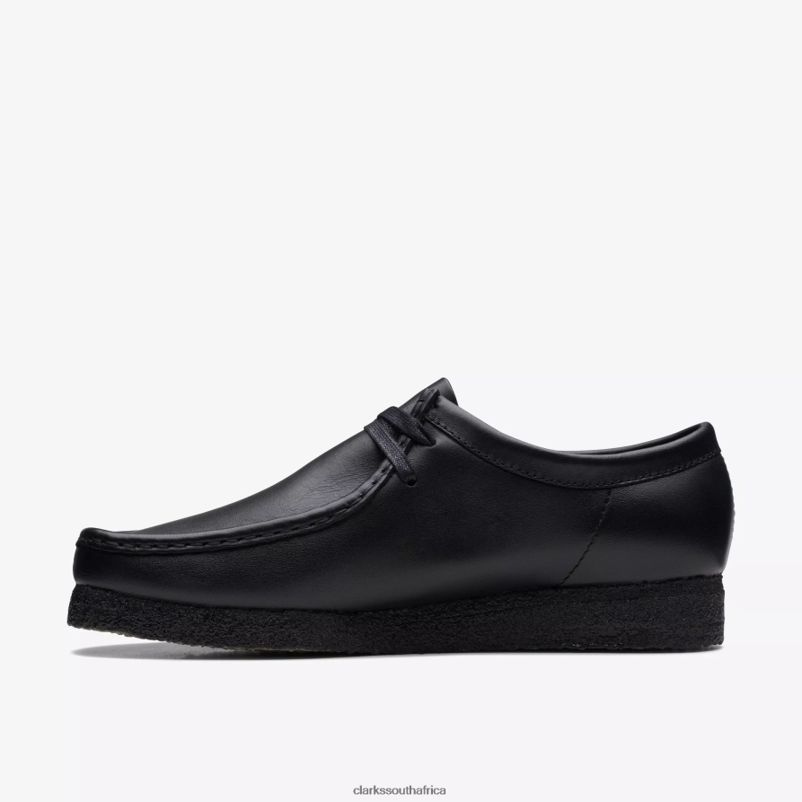 2Z8V2H695 Wallabee Clarks Black Leather