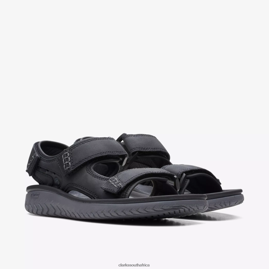 2Z8V2H876 Wesley Bay Clarks Black