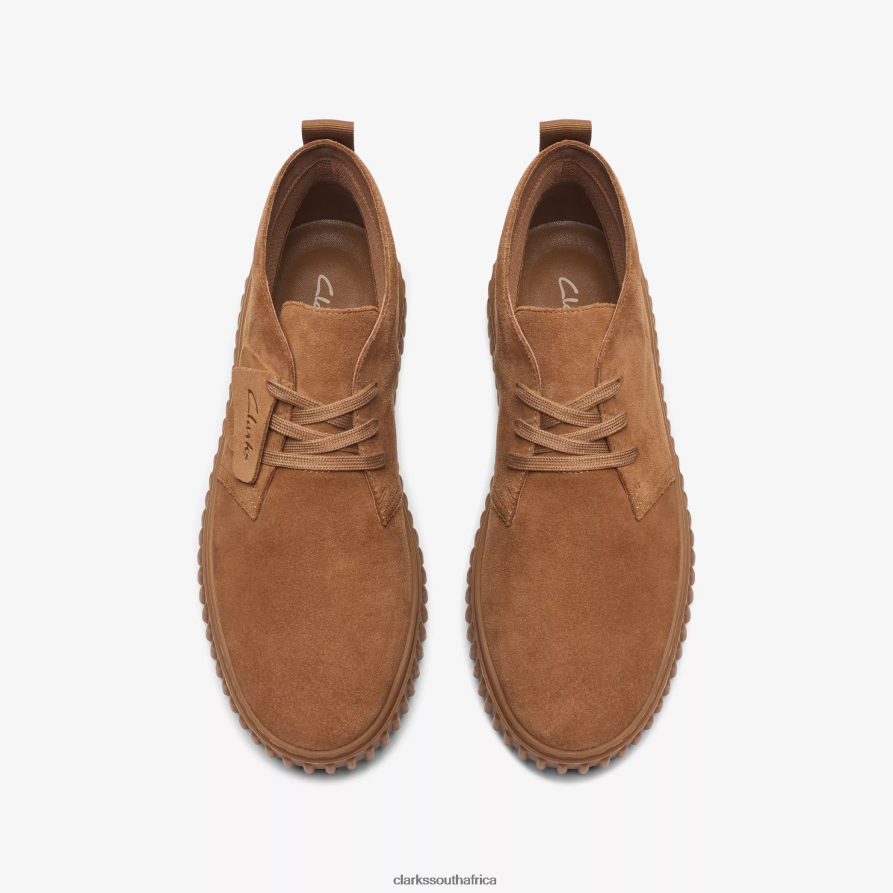 2Z8V2H906 Torhill Desert Boot Clarks Cognac Suede