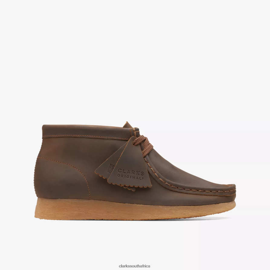 2Z8V2H981 Wallabee Boot Older Clarks Beeswax