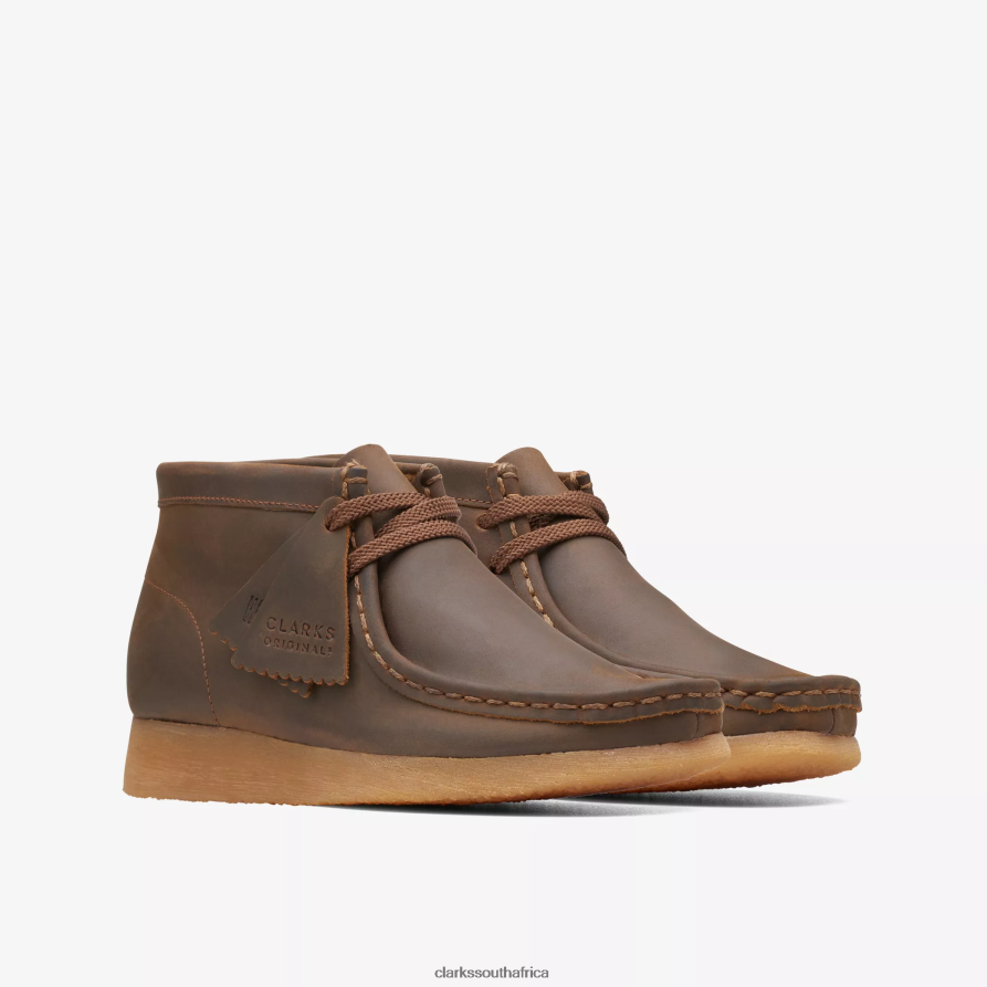 2Z8V2H981 Wallabee Boot Older Clarks Beeswax