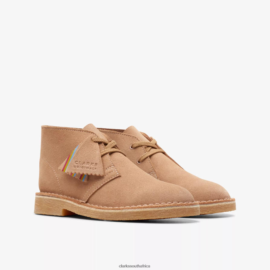 2Z8V2H987 Desert Boot Older Clarks Warm Beige Suede