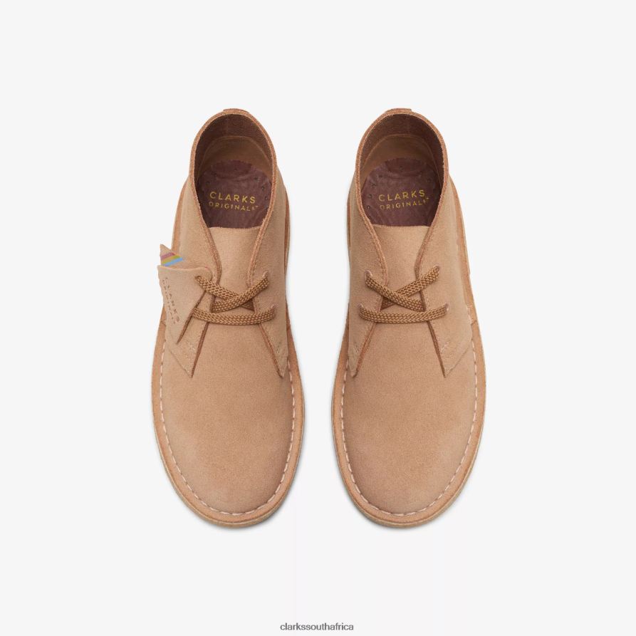 2Z8V2H987 Desert Boot Older Clarks Warm Beige Suede